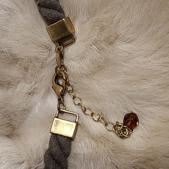 *2/$30 summer clearout* EUC Statement necklace - Picture 4 of 4